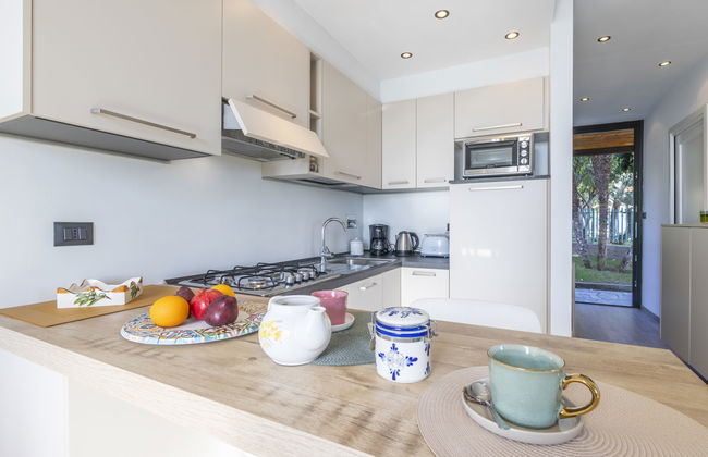 2 bedroom Apartment in Cipressa with swimming pool and garden - Photo 14