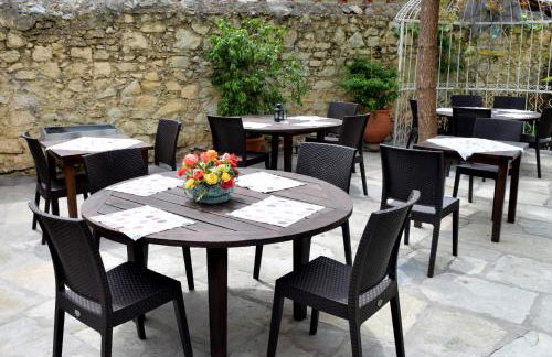 Studios Asteria - Photo 21