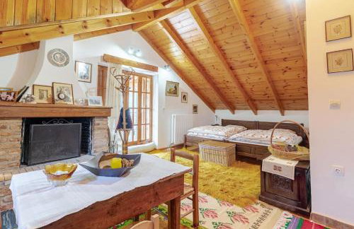 Stone Mountainhouse near Kalavryta, North Peloponnese, Greece - Foto 13