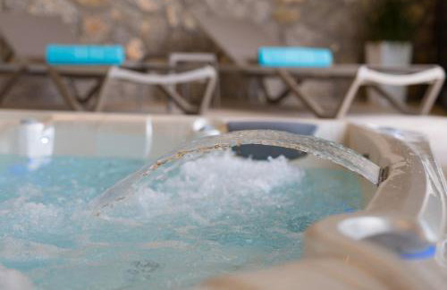 Luxury Jerini Estate - Photo 43