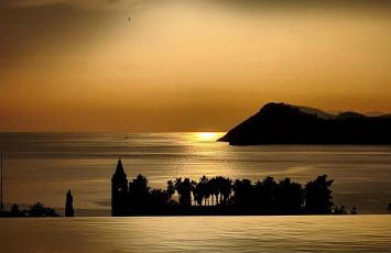 Magnificent new Villa Tofta on Lopud, Croatia. Sea views from the infinity pool - Photo 2