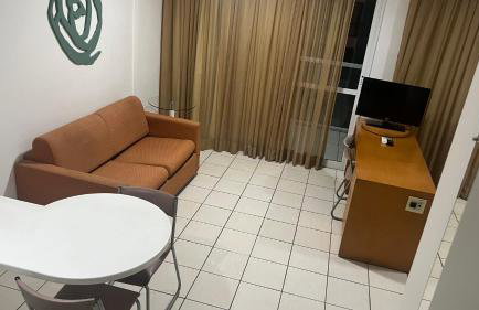 Praia do Canto Apart Hotel quarto sala e varanda - Foto 9