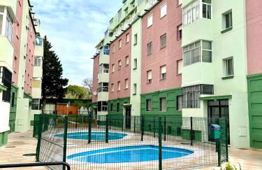 GATU Villa Sol, junto a la playa , piscina, 2 baños, aire cc, terraza, " Preferente mayores de 21 años y familias " - Foto 6