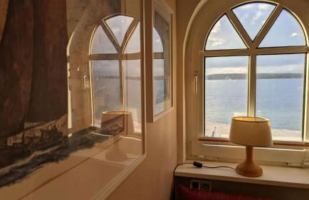 Strandkoje in erster Reihe mit traumhaftem Blick auf die Kieler Förde - Foto 13