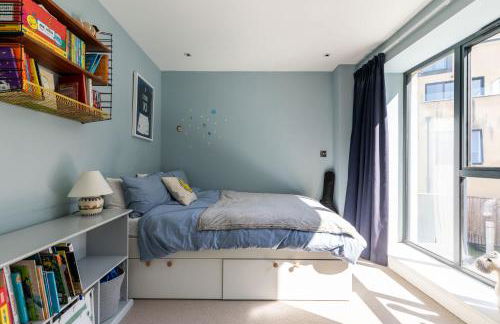 Stylish Family Home with Garden - Foto 22