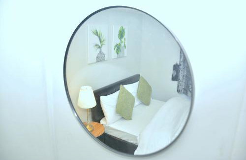 Tranquil Stays at 3 bedroom House in Dagenham - Foto 16