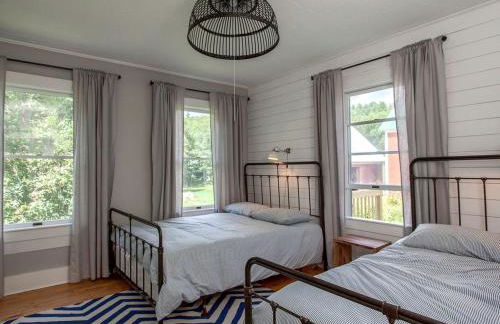 Modern Luxury Farmhouse with a Jacuzzi Tub near Woodstock, Vermont - Foto 8