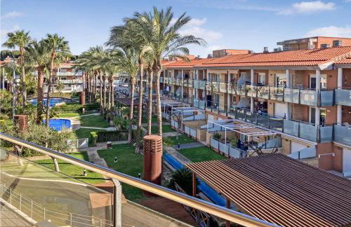 Apartamento Port Marino Piscina Parking Gratis y Terraza en Cambrils - Photo 2