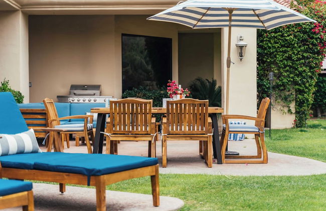 Firefly by Avantstay Spacious Backyard w/ Pool& Hot Tub! - Foto 23