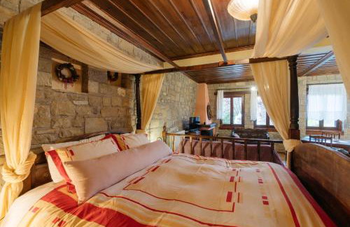 Τα Πέτρινα της Ελάτης - Petrina Elatis - Foto 69