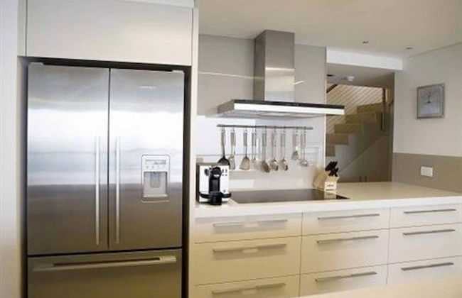 Peninsular Beachfront Resort - Photo 18