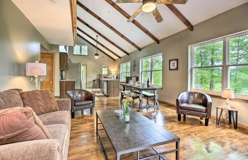 Hike and Zip-Line Red River Gorge Cabin with Hot Tub! - Foto 1