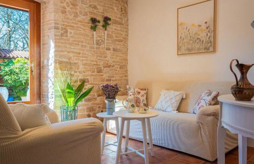 Traditionelle Steinfinca mit Spielbereich, Babybett, Waschmaschine, Liegen - Foto 9