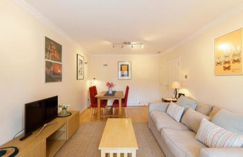 JOIVY Cozy apartment near National Theatre - Foto 8