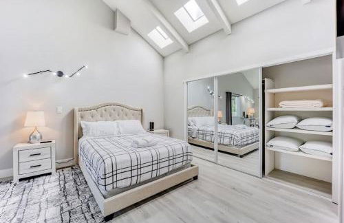 Luxury Family Home w AC and Patio near Meta and Stanford - Foto 25