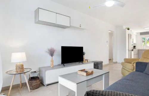 ATLANTERRA-ZAHARA DE LOS ATUNES Increíble apartamento con porche de 16m y jardín privado de 72m - Foto 7