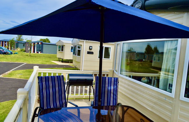 Tattershall Lakes Luxury Caravan With Hot tub - Foto 19