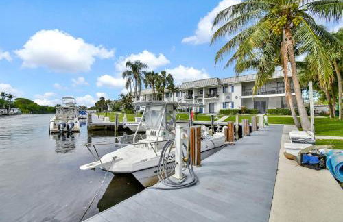 Serene Poolside Getaway Lake Access Parking - Foto 38