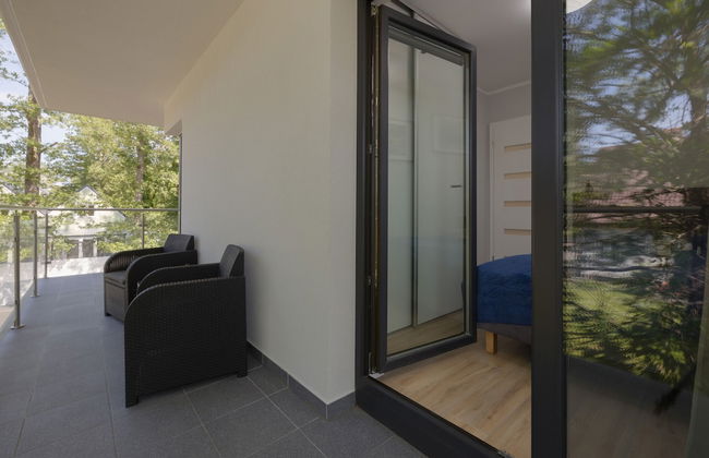 Little Laguna Apartments by Renters - Photo 10