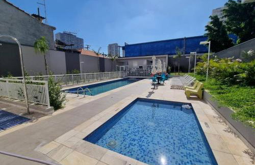 Ap10 Prático, confortável com wifi, piscina, rooftoop e academia em frente ao Metrô - Photo 45