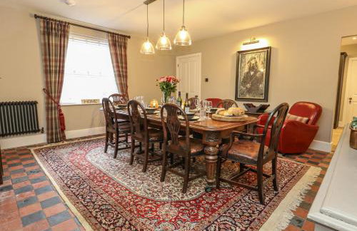 Manor Farm House - Photo 16