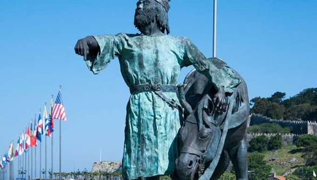 Estatua de Alfonso IX