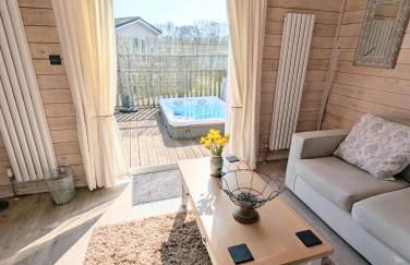 1 or 2 bedroom Hot tub Lodges - Foto 21