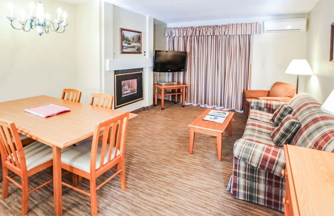 The Village of Loon Mountain - Photo 32