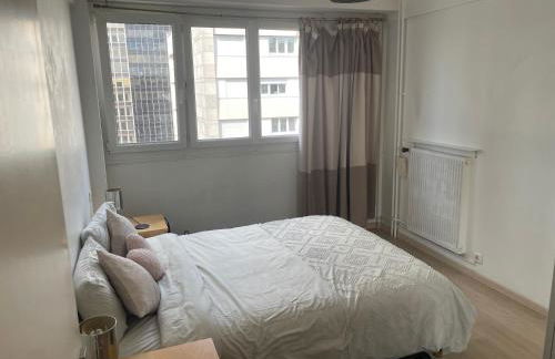 Appartement 3 pièces confortable bien situé à La Défense, proche des transports, de paris et de l'arena - Foto 3