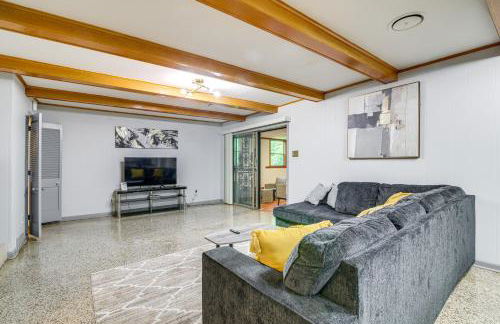 Walk to Graceland Spacious Memphis Home! - Foto 1