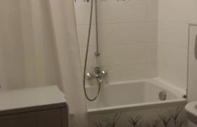 Wohnung am Grünen, Nähe Stadtzentrum und Hauptbahnhof, WLAN inklusive - Foto 16