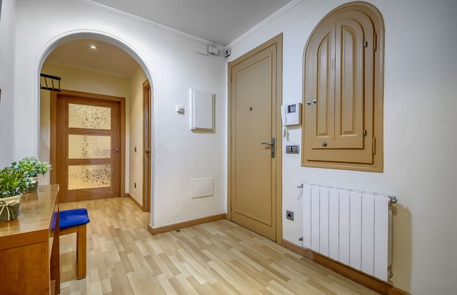 Apartment With View in Roses - Photo 27