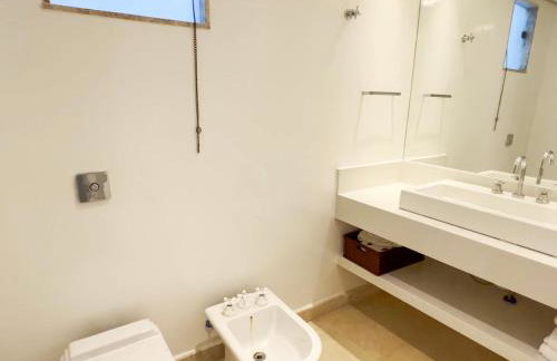 NOVO Mansão Pé na Areia com Heliponto, 1 Piscina, 1 Hidro, Sauna e 5 Quartos - Foto 70