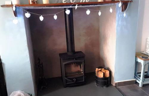 Snowdrop Stone Detached Cottage - Photo 9