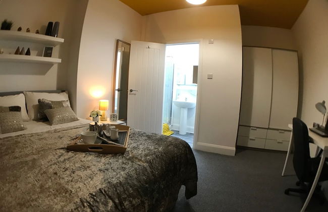 Townhouse @ 87 Walthall Street Crewe - Photo 5