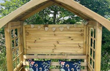 WildView Cosy Glamping with Outdoor Bath and stunning scenery - Foto 26