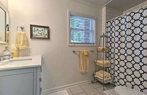 Delightful Waterfront Cabin Rental Overlooking Lake Martin, Elmore County, Alabama - Foto 18