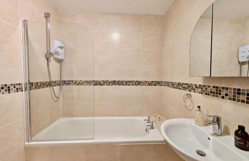 Charming Flat in London with FREE PARKING - Foto 15