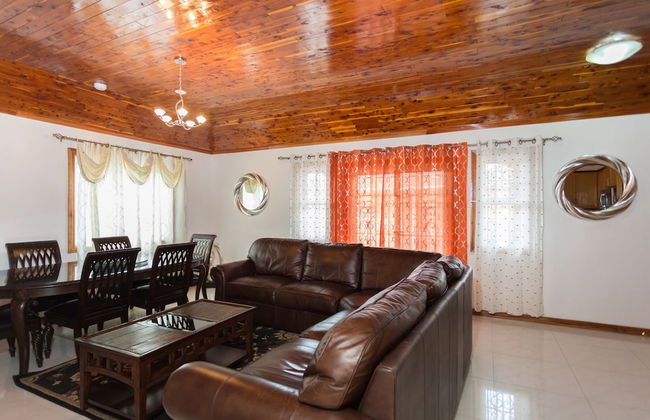 New Kingston Guest Apt at Fairway - Foto 7