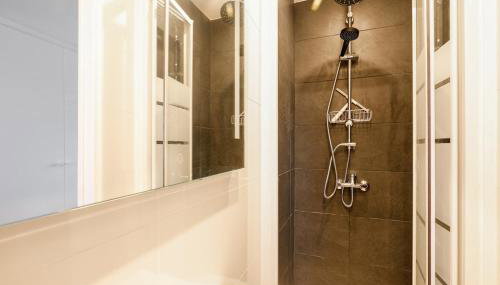 Studio cosy proche Paris et du Bois de Vincennes - Foto 4, Shower