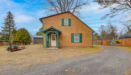 Charming and Cozy Cabin Near Lake Champlain! - Foto 2