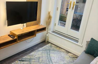 The Luxe Haven Penthouse - Sleeps 4 Apartment Nottingham City Centre - Foto 1