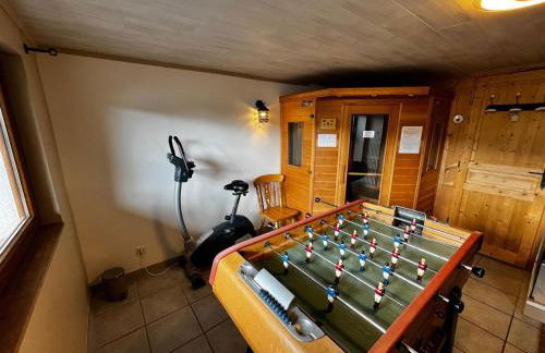 Chalet entier, vue panoramique, ruisseau et sauna. - Foto 48