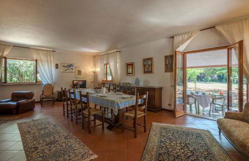 Gorgeous Home In Ponzano Di Fermo - Foto 3