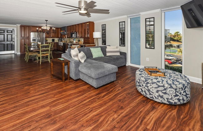 Dolphin Point 305b 2 Bedroom Condo by RedAwning - Foto 16