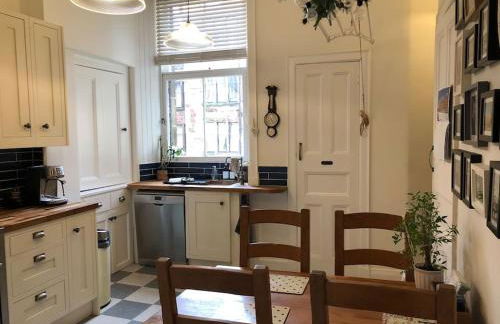 Spacious 3 bed flat in the heart of the west end. - Foto 10