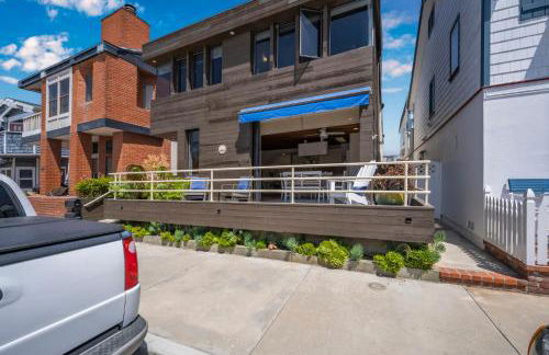 4 bedroom Home in Quiet Neighborhood near Beach - Photo 54