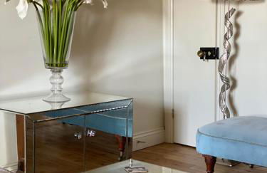 Duke of Monmouth penthouse luxury apartment Lyme Regis 3 bedroom parking Hot tub Garden dog friendly - Photo 26