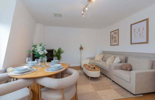 Stylish 2BR Apartment in Central Eton - Foto 1