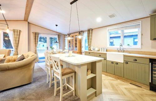 Peace Lodge with Hot Tub - Foto 2